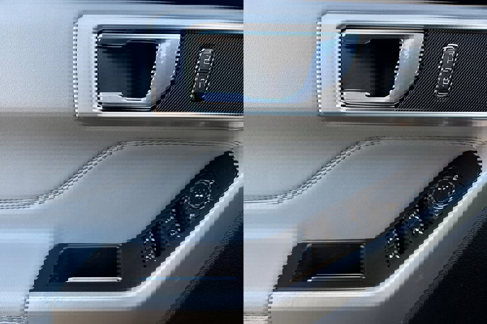 Certified 2023 Ford Explorer XLT w/ Equipment Group 202A image 12