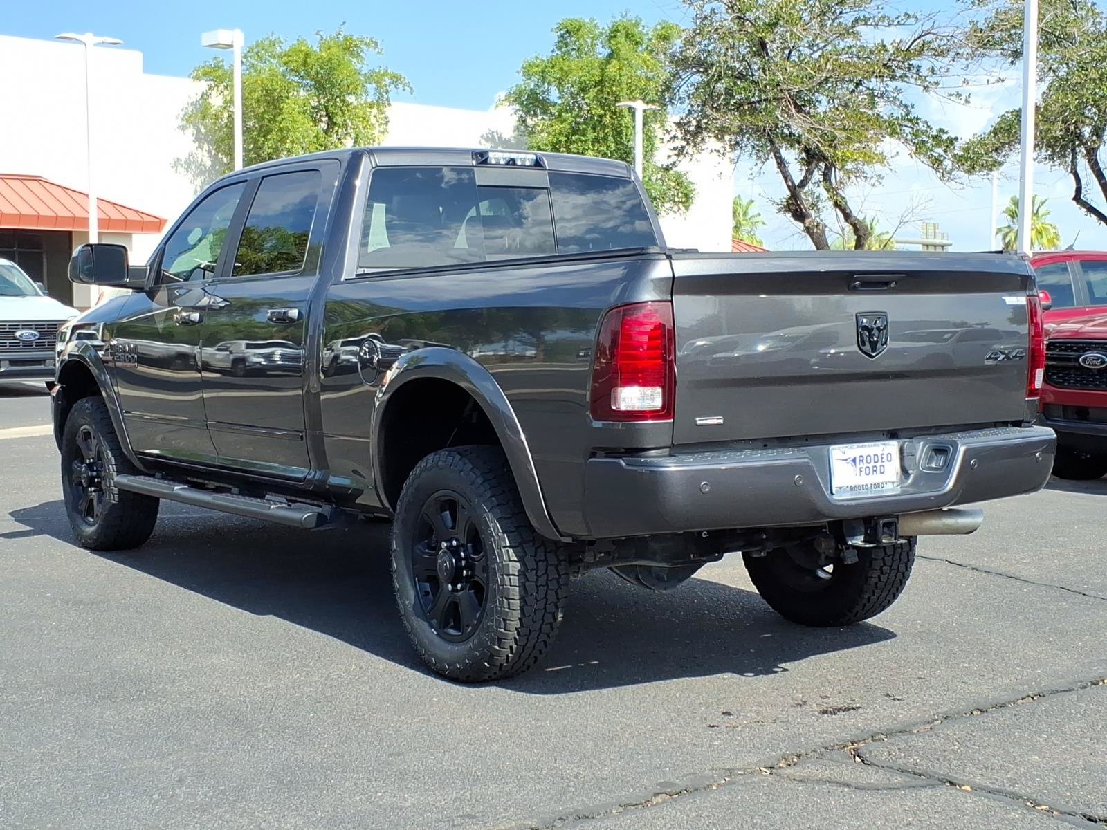 Used 2018 RAM 2500 Laramie w/ Sport Appearance Group AWD/4WD image 3