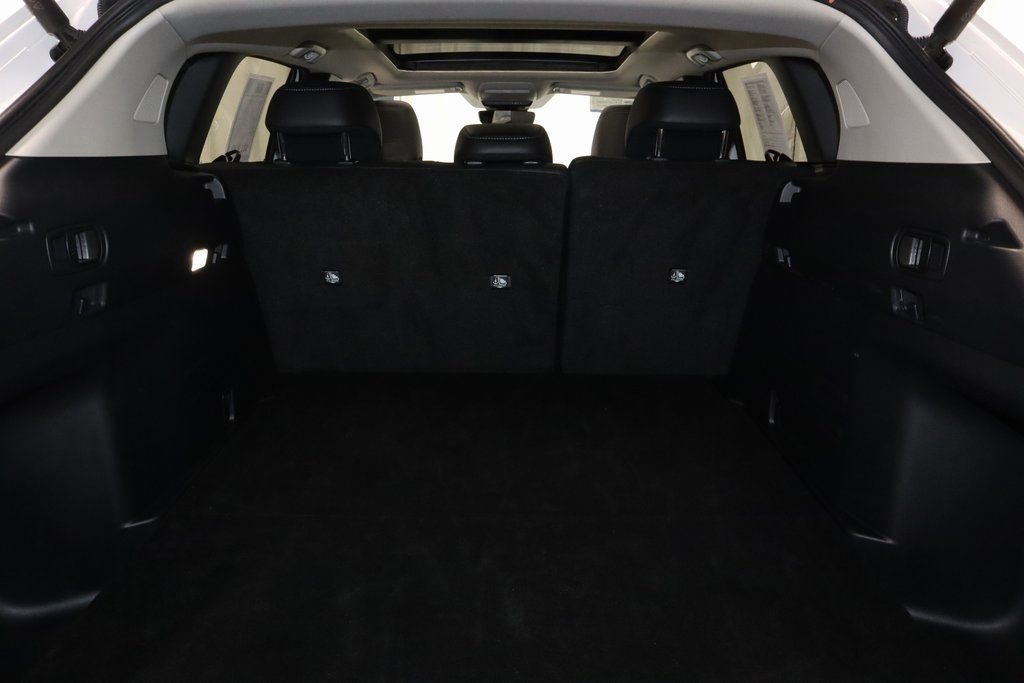 Used 2025 MAZDA CX-50 AWD 2.5 S w/ Premium Package image 18