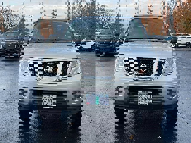 Used 2017 Nissan Frontier SV image 10