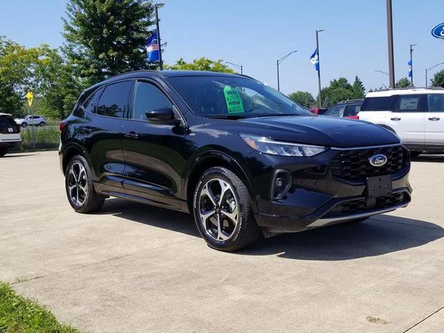 Certified 2024 Ford Escape ST-Line Select w/ Tech Pack #1 AWD/4WD image 9