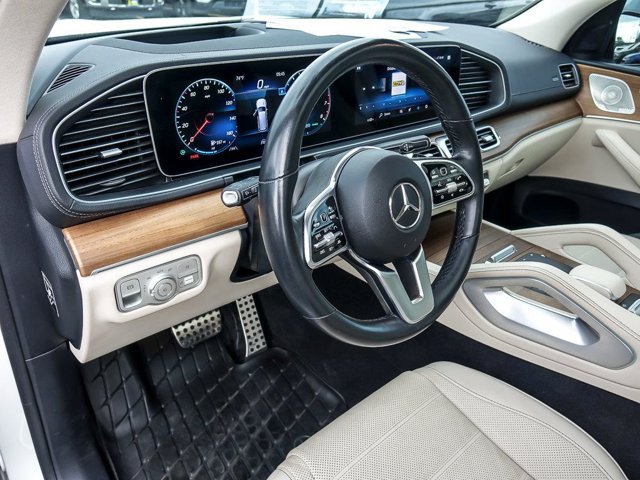 Used 2023 Mercedes-Benz GLS 450 4MATIC image 14