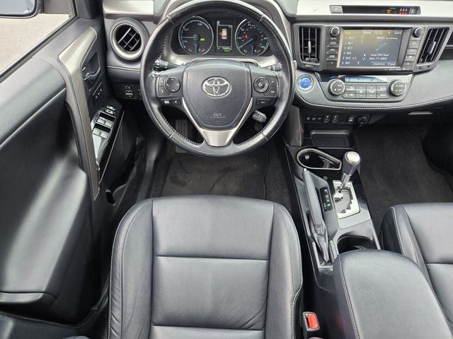 Used 2018 Toyota RAV4 Limited image 13