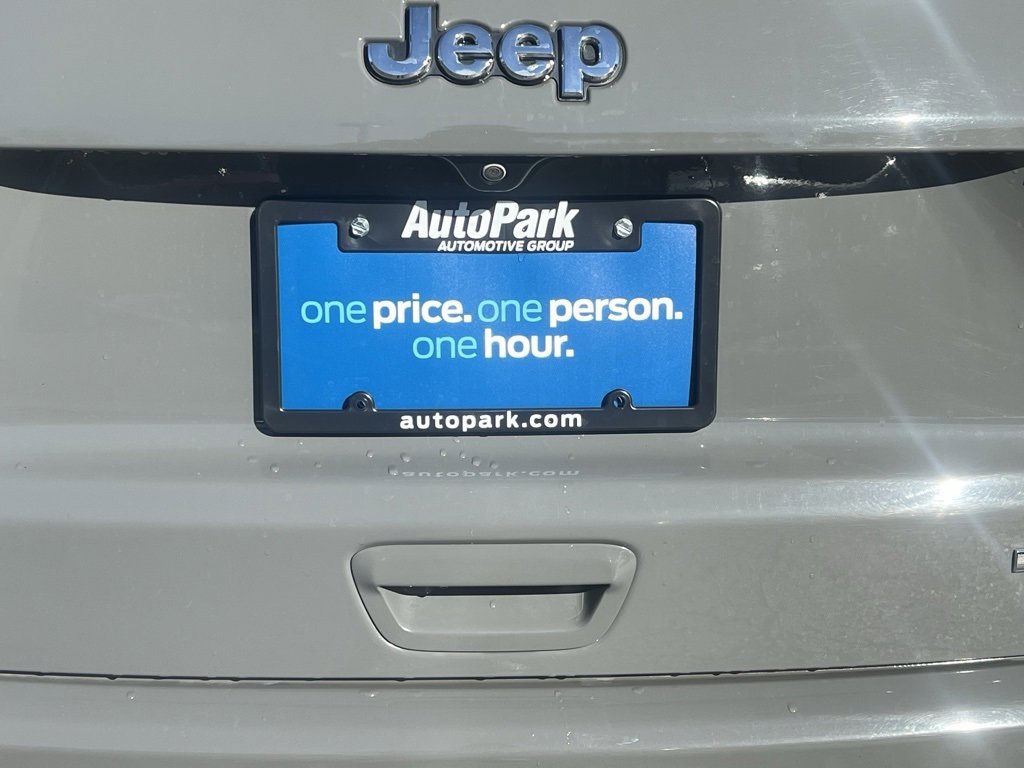 Used 2020 Jeep Compass Limited image 12