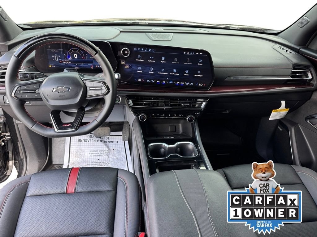 Used 2026 Chevrolet Traverse RS FWD image 9