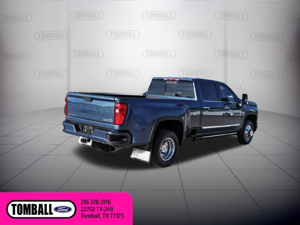 Used 2024 Chevrolet Silverado 3500 High Country w/ High Country Premium Package AWD/4WD image 6
