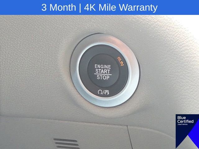 Used 2023 Chrysler Pacifica Touring-L FWD image 50