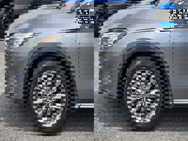 Used 2019 INFINITI QX50 Luxe w/ Navigation Package image 9