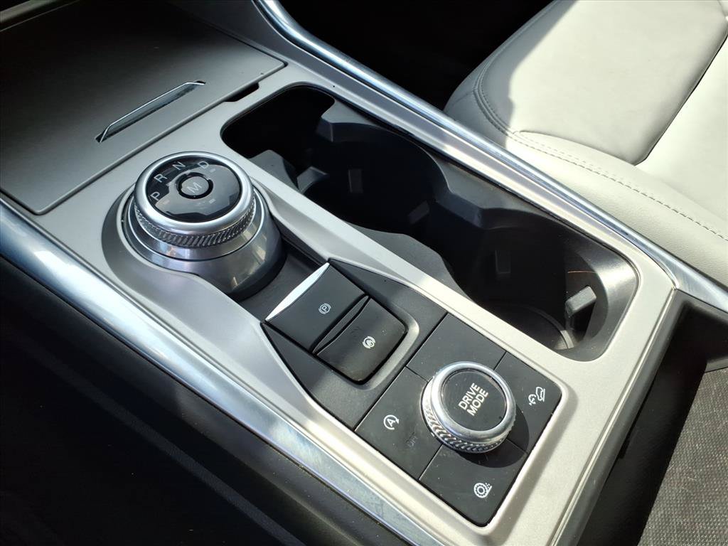 Certified 2021 Ford Explorer XLT w/ Equipment Group 202A AWD/4WD image 18
