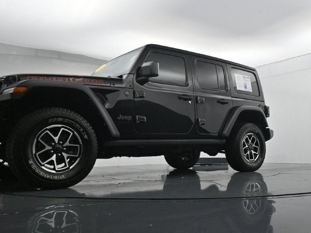 Used 2024 Jeep Wrangler Unlimited Rubicon AWD/4WD image 31