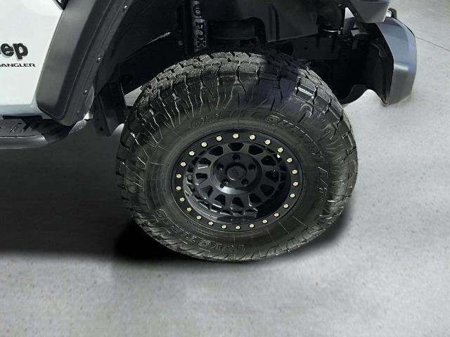Used 2024 Jeep Wrangler Sport image 32