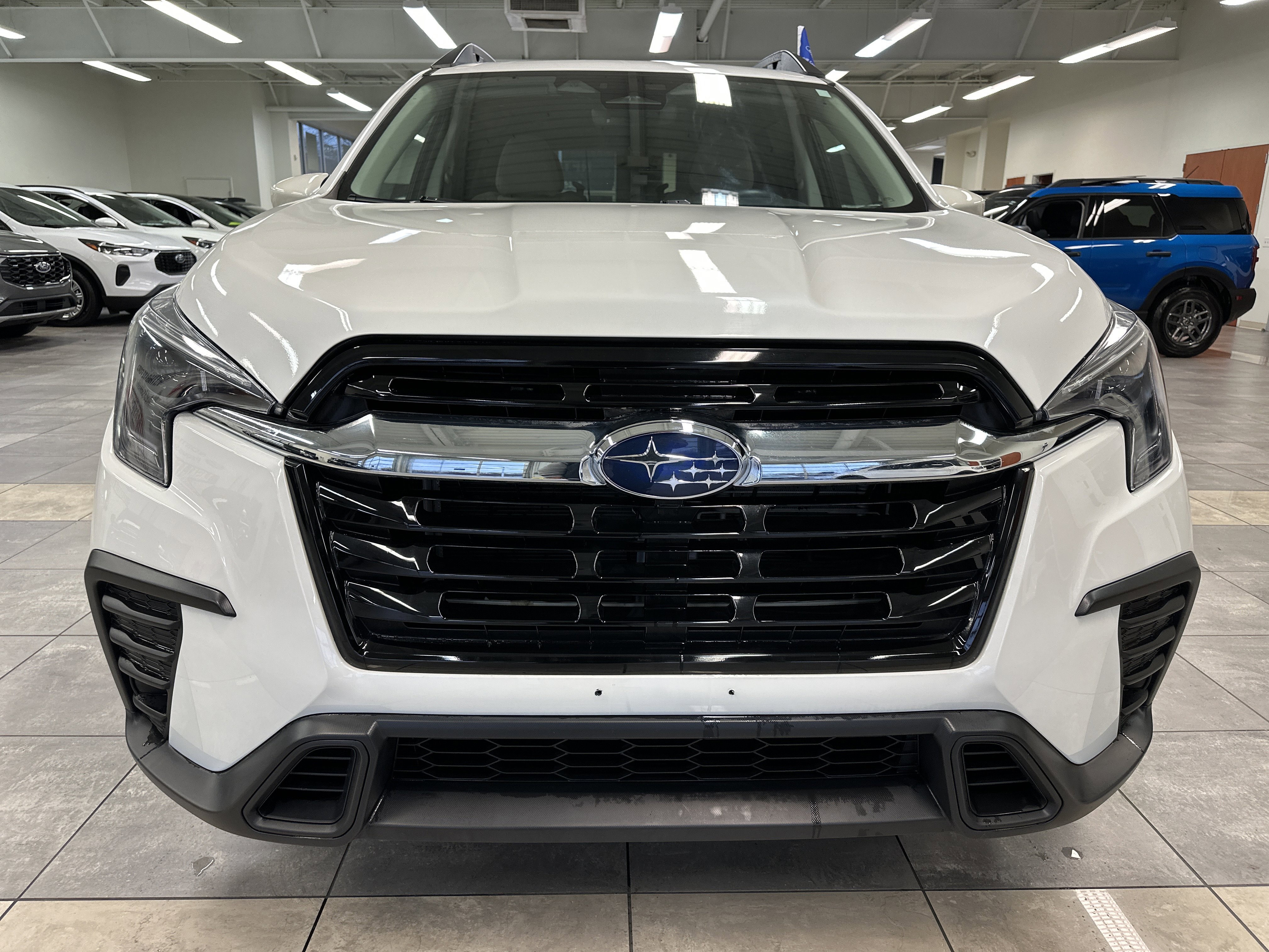 Used 2024 Subaru Ascent Premium w/ Convenience Package image 19