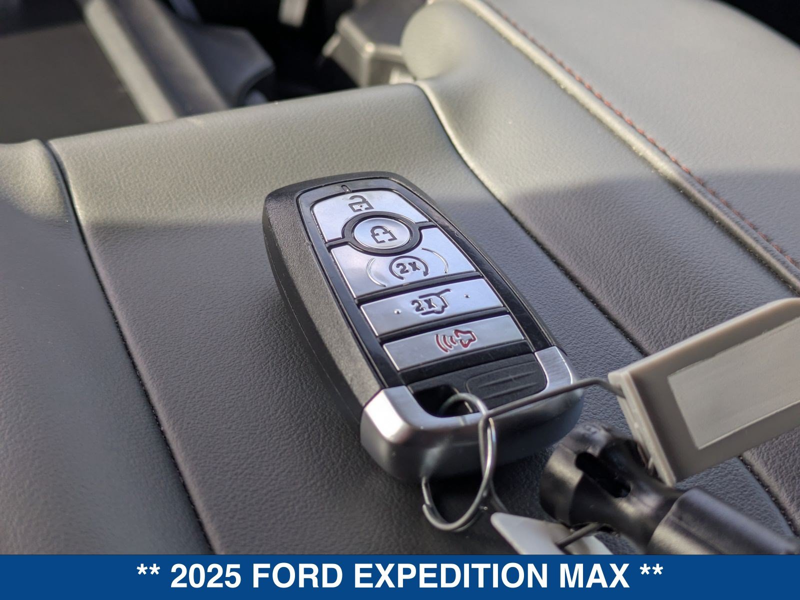 Certified 2025 Ford Expedition Max Active RWD image 39