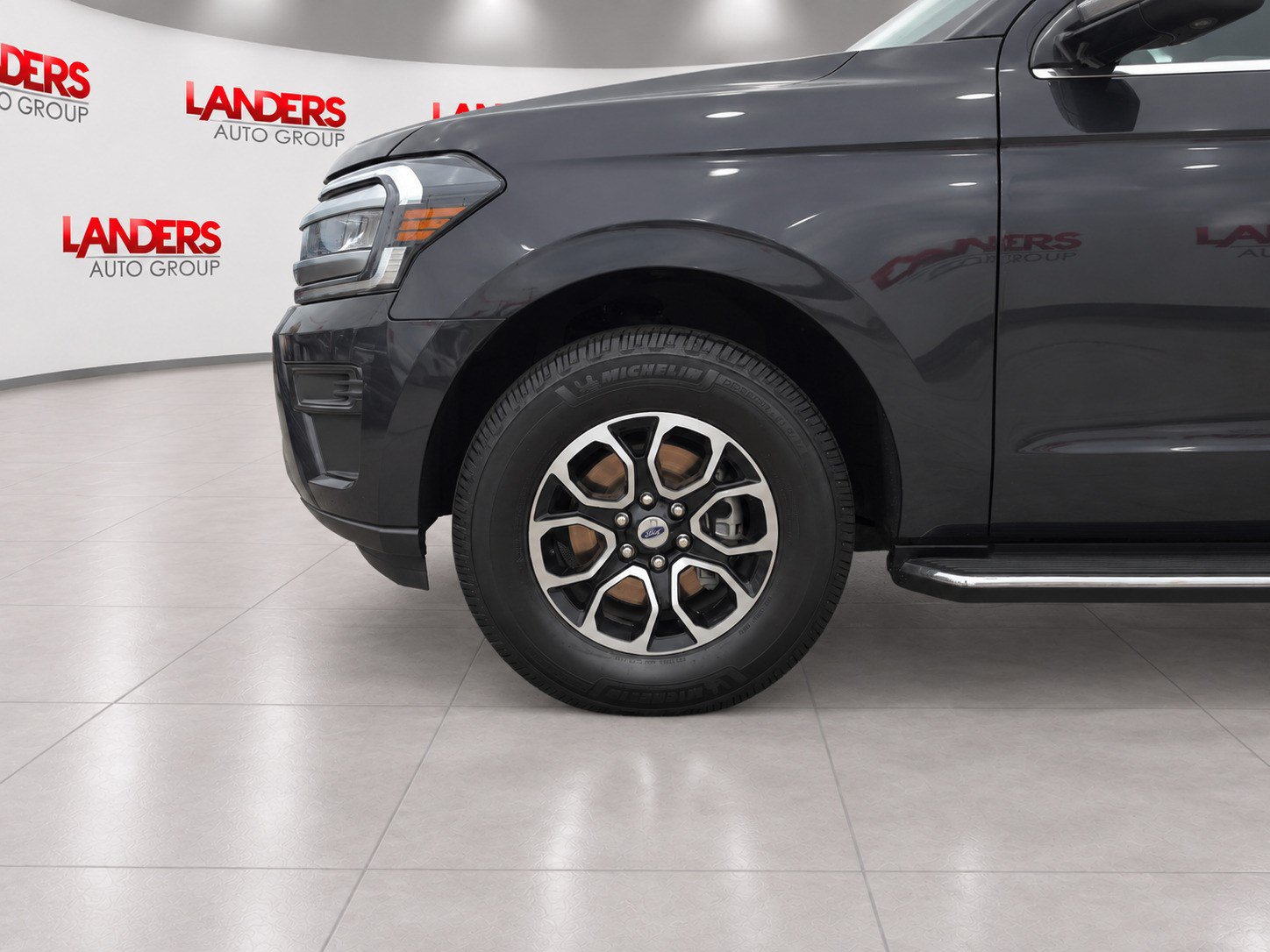 Certified 2022 Ford Expedition XLT RWD image 9