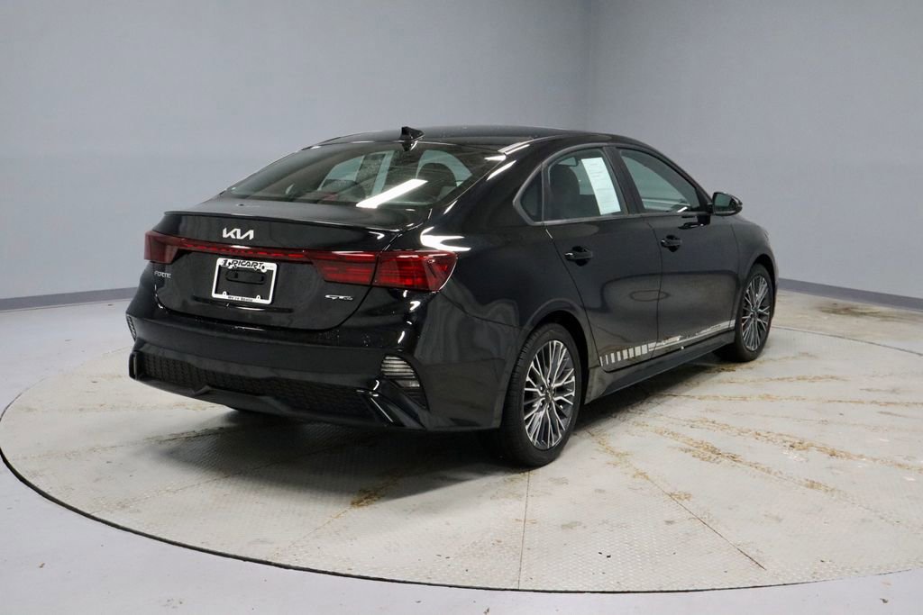 Used 2023 Kia Forte GT-Line w/ GT-Line Premium Package FWD image 5
