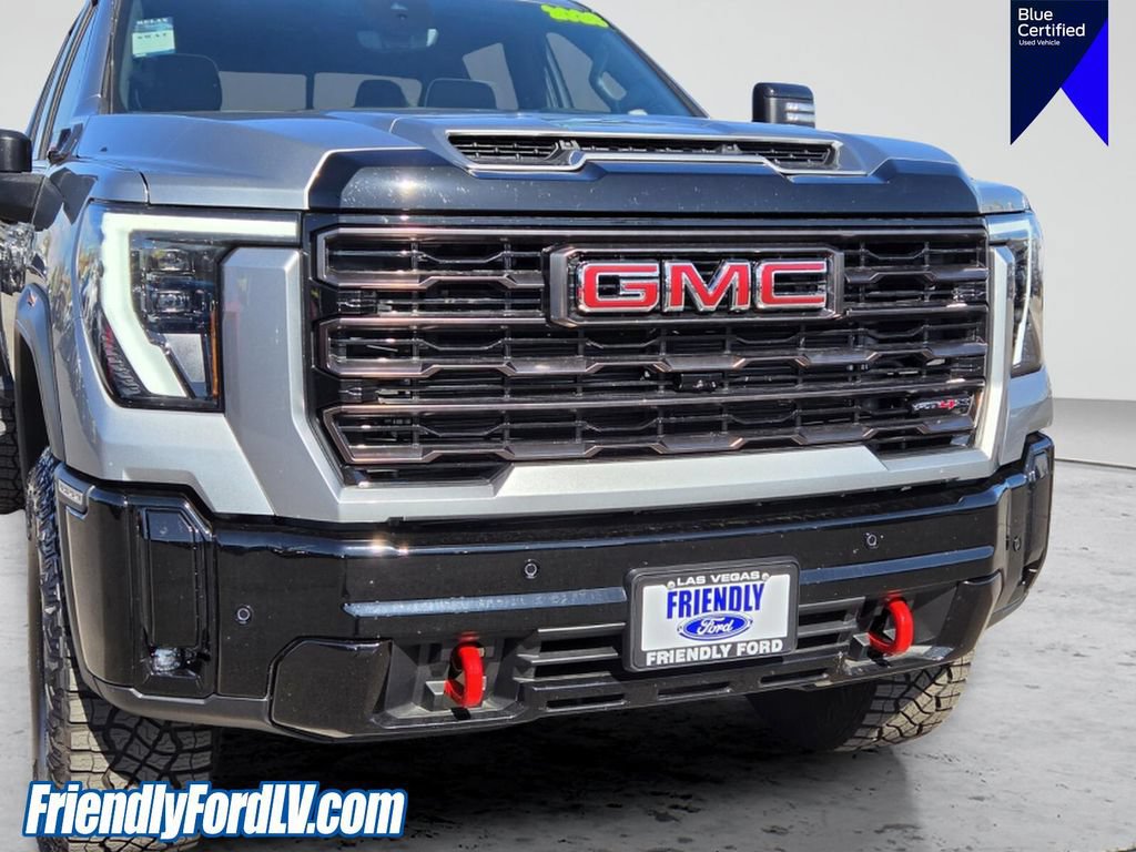 Used 2026 GMC Sierra 2500 AT4X AWD/4WD image 9