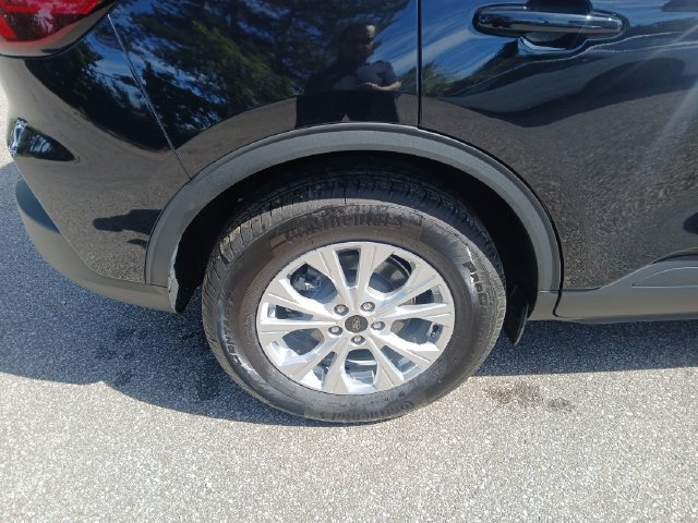 Certified 2023 Ford Escape Active AWD/4WD image 11