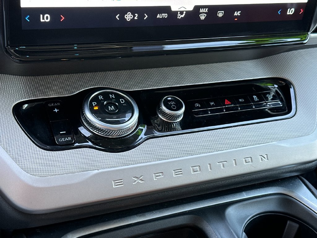 Certified 2025 Ford Expedition Max Active AWD/4WD image 19