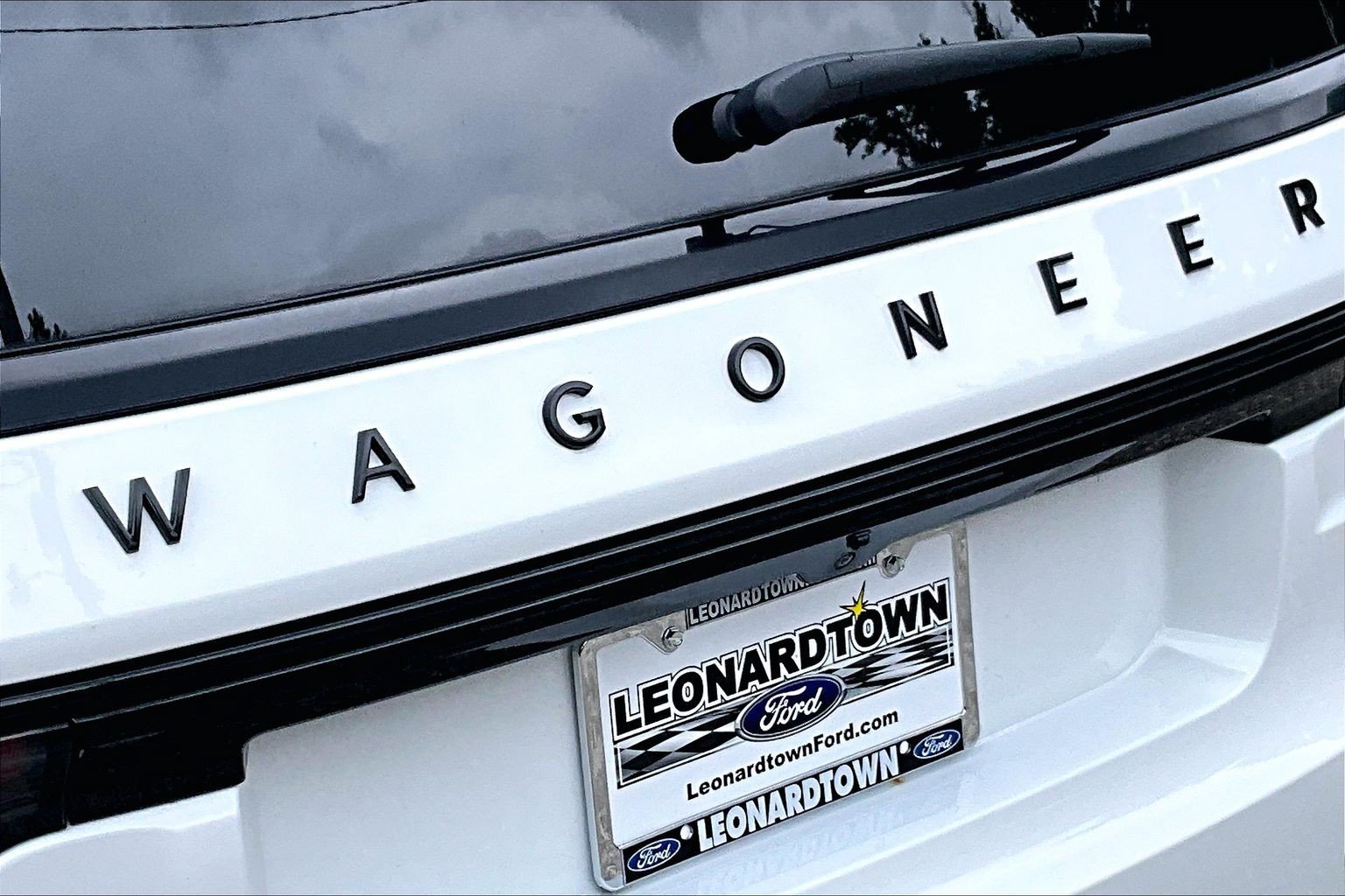 Used 2023 Jeep Wagoneer Series II AWD/4WD image 35