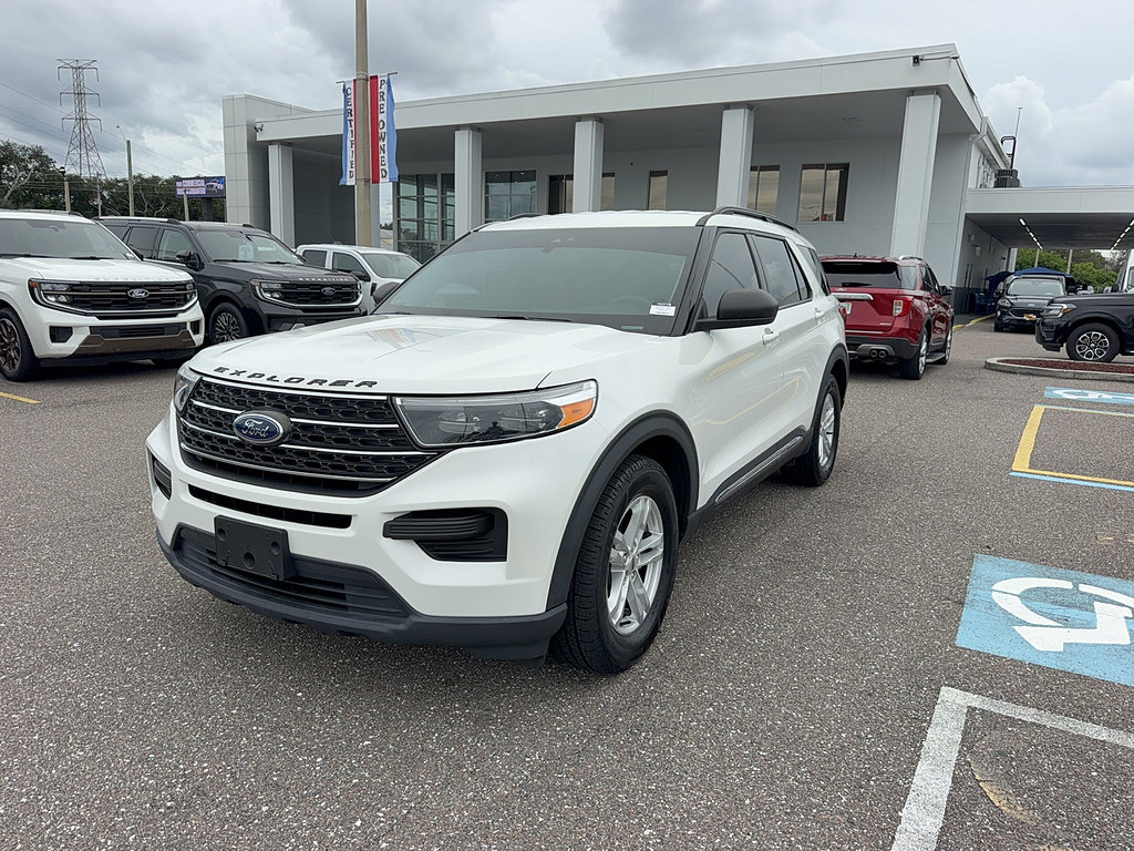 Certified 2022 Ford Explorer XLT RWD image 2