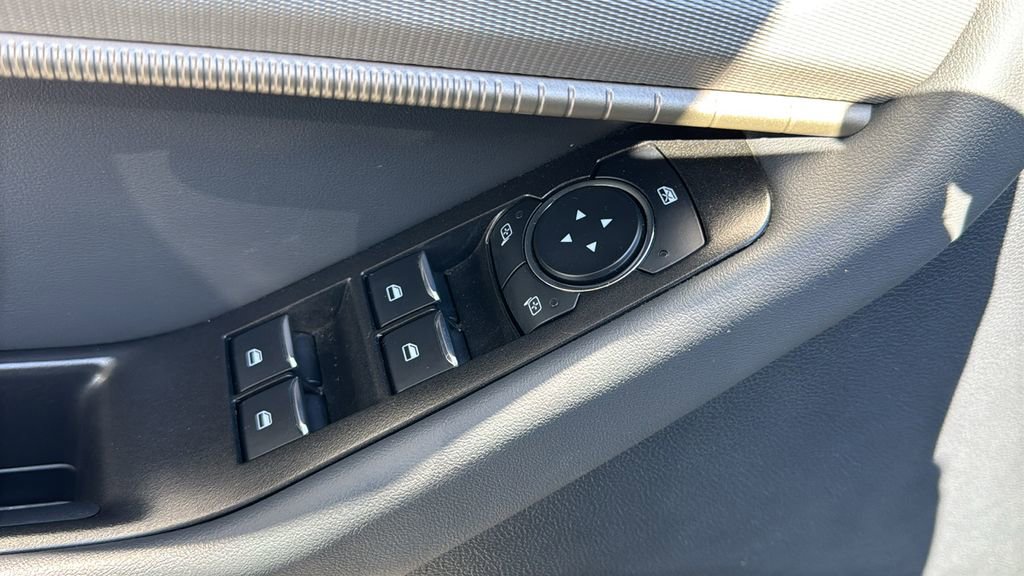 Certified 2025 Ford Explorer Active RWD image 19