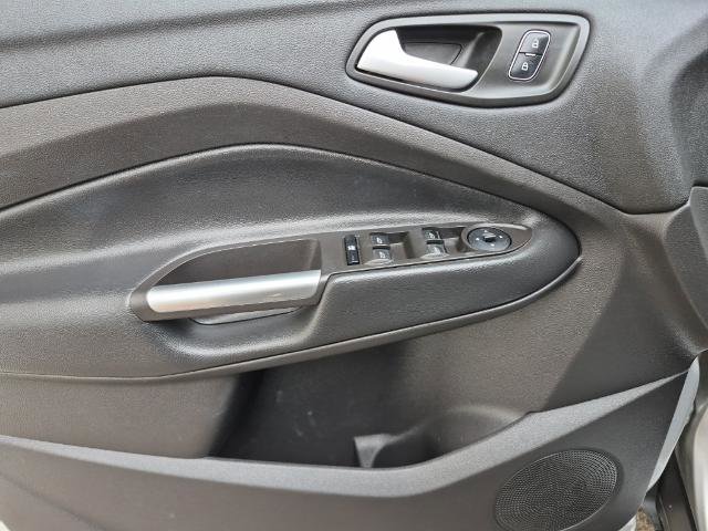 Certified 2018 Ford Escape SEL w/ Ford Safe & Smart Package image 17