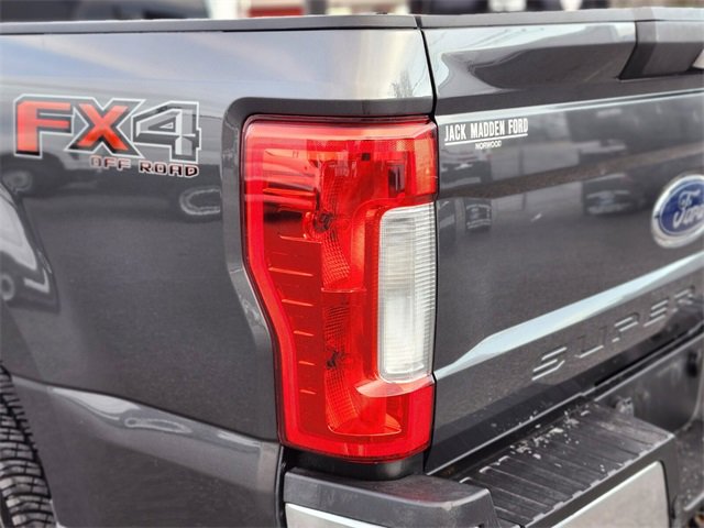 Certified 2019 Ford F250 Lariat w/ Chrome Package image 9