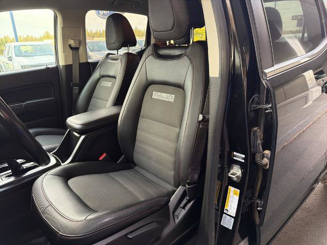 Used 2017 GMC Canyon SLE w/ All Terrain X Package AWD/4WD image 19