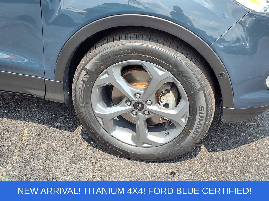 Certified 2019 Ford Escape Titanium AWD/4WD image 31