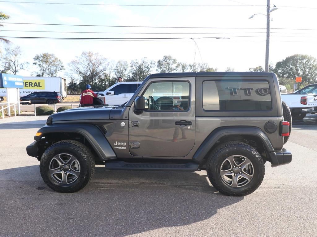Used 2019 Jeep Wrangler Sport S image 2