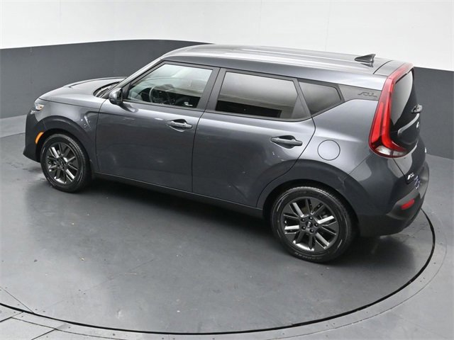 Used 2021 Kia Soul EX image 11