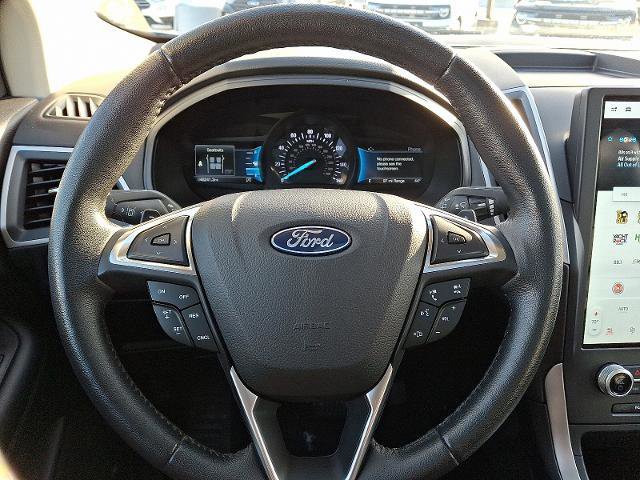 Certified 2022 Ford Edge SEL w/ Convenience Package image 18