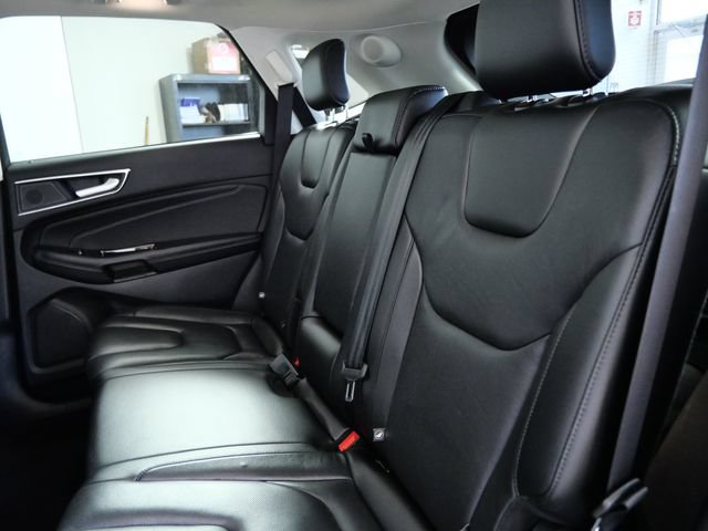 Certified 2020 Ford Edge Titanium w/ Equipment Group 301A AWD/4WD image 15