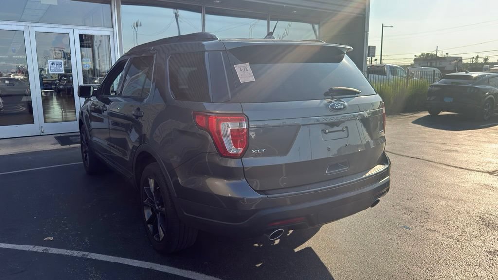 Certified 2019 Ford Explorer XLT w/ Equipment Group 202A AWD/4WD image 7