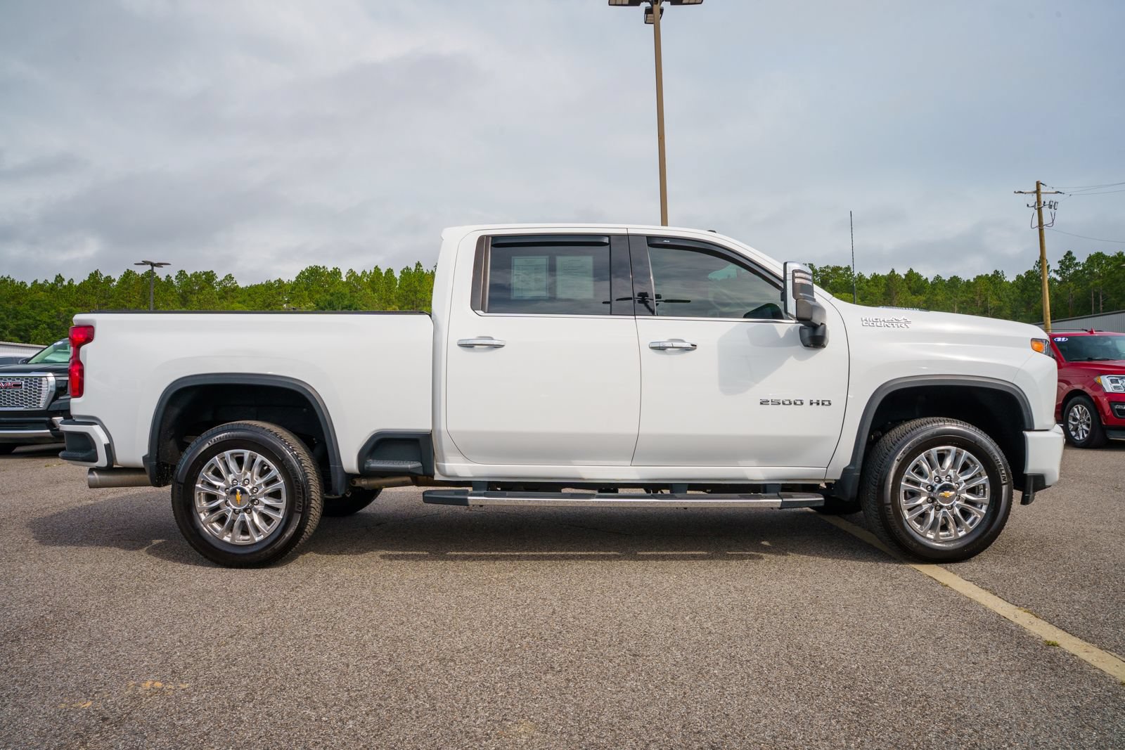 Used 2023 Chevrolet Silverado 2500 High Country AWD/4WD image 8