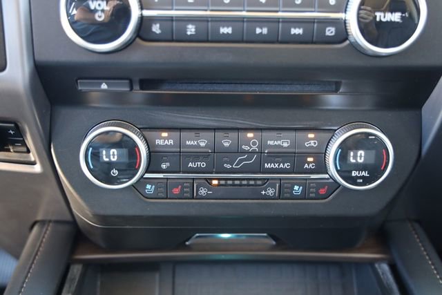 Certified 2018 Ford Expedition Platinum RWD image 23