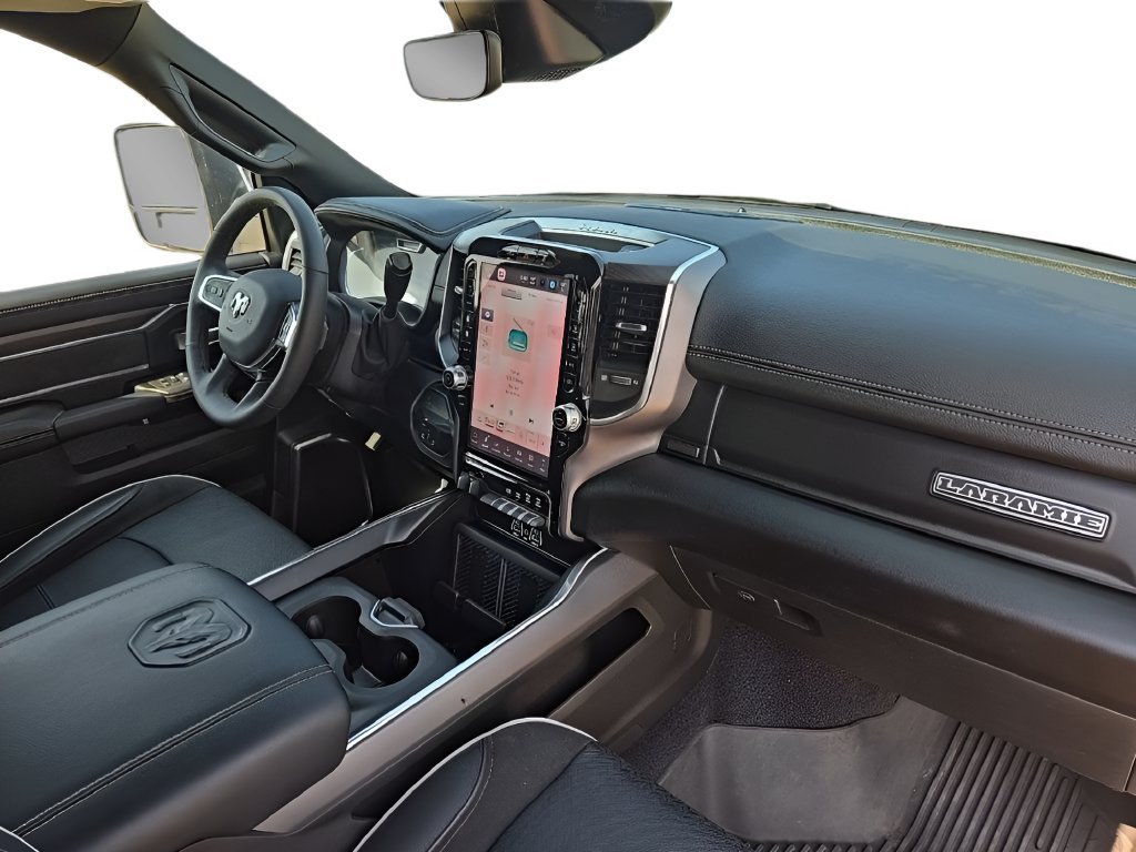 Used 2026 RAM 3500 Laramie AWD/4WD image 22
