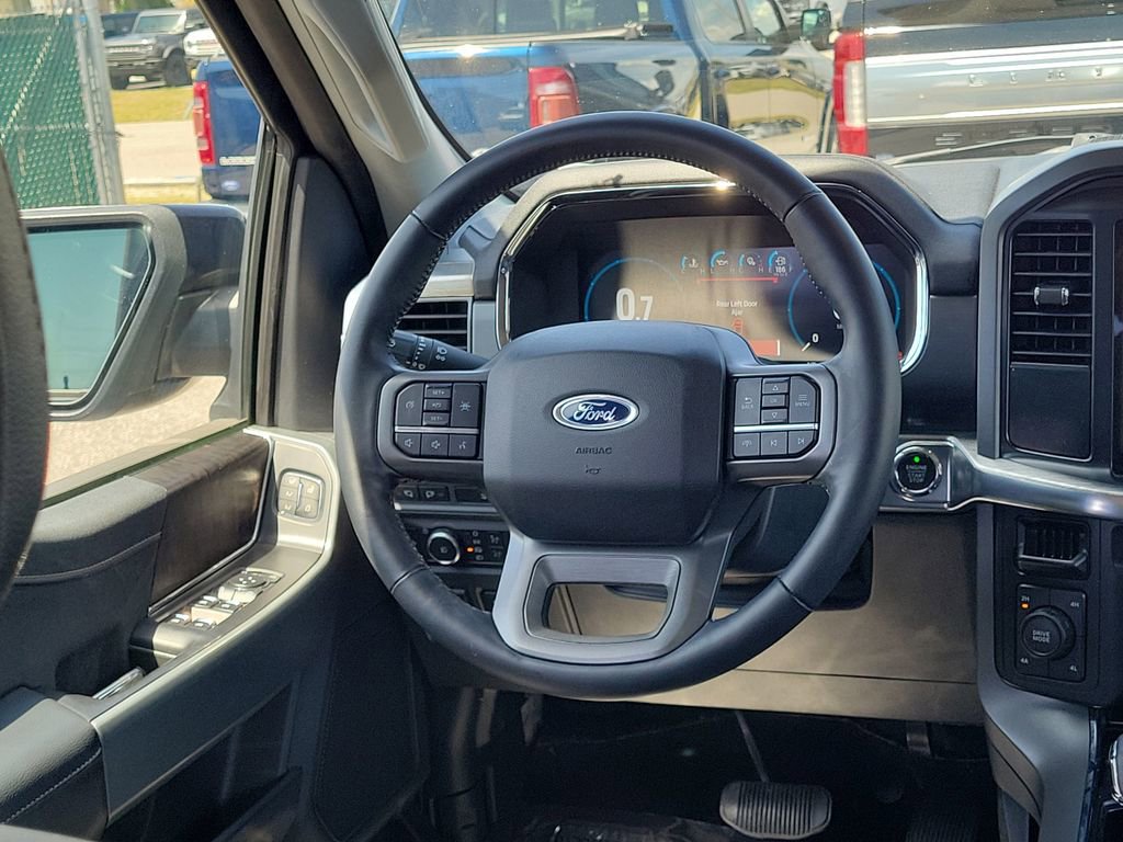 Certified 2022 Ford F150 Lariat AWD/4WD image 15