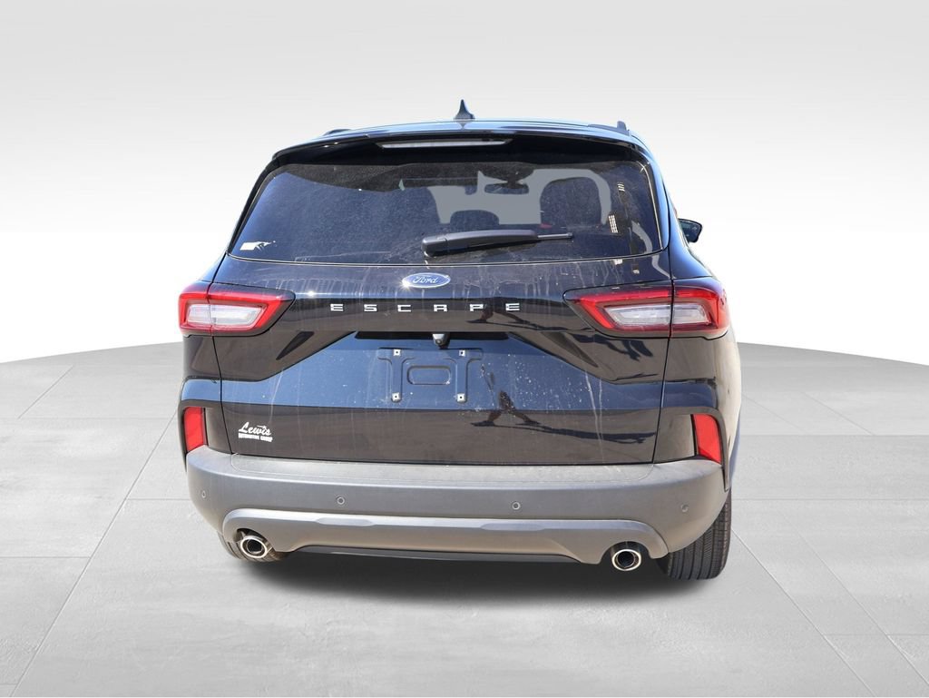 Certified 2026 Ford Escape ST-Line w/ Tech Pack #1 FWD image 18