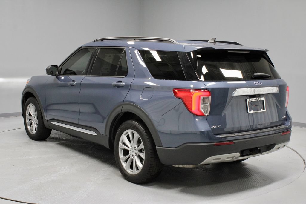 Certified 2021 Ford Explorer XLT w/ Equipment Group 202A AWD/4WD image 10