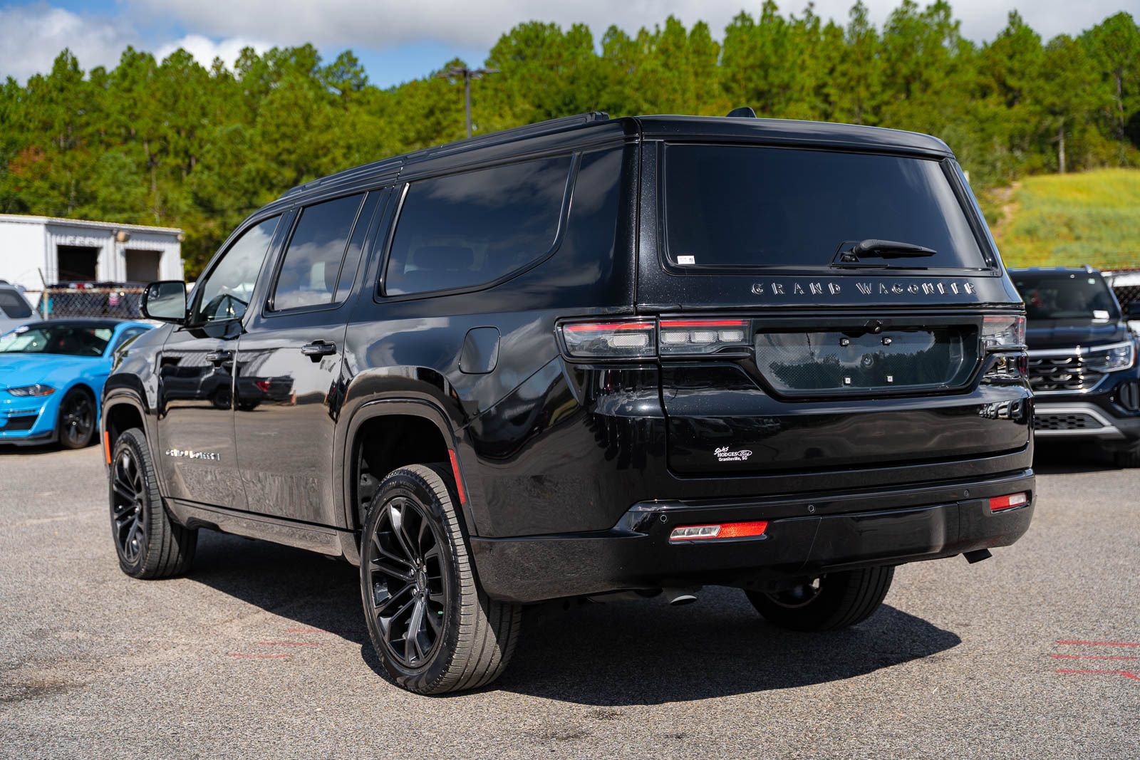 Used 2024 Jeep Grand Wagoneer L Series II w/ Quick Order Packagew 28T AWD/4WD image 5