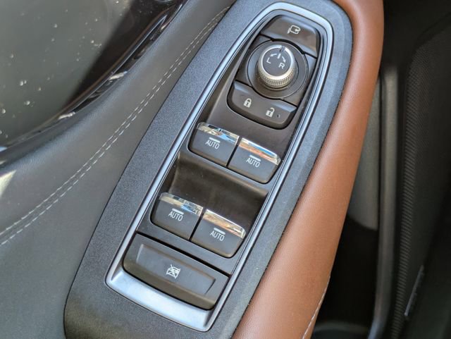 Used 2022 Subaru Outback Touring w/ Popular Package #2 AWD/4WD image 23