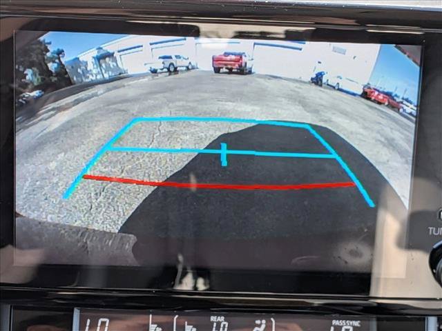 Used 2023 Toyota Sienna LE FWD image 14