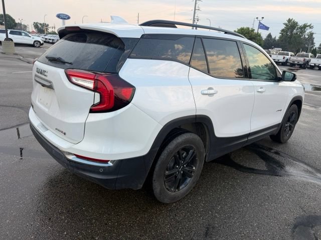 Used 2023 GMC Terrain AT4 w/ Tech Package AWD/4WD image 10