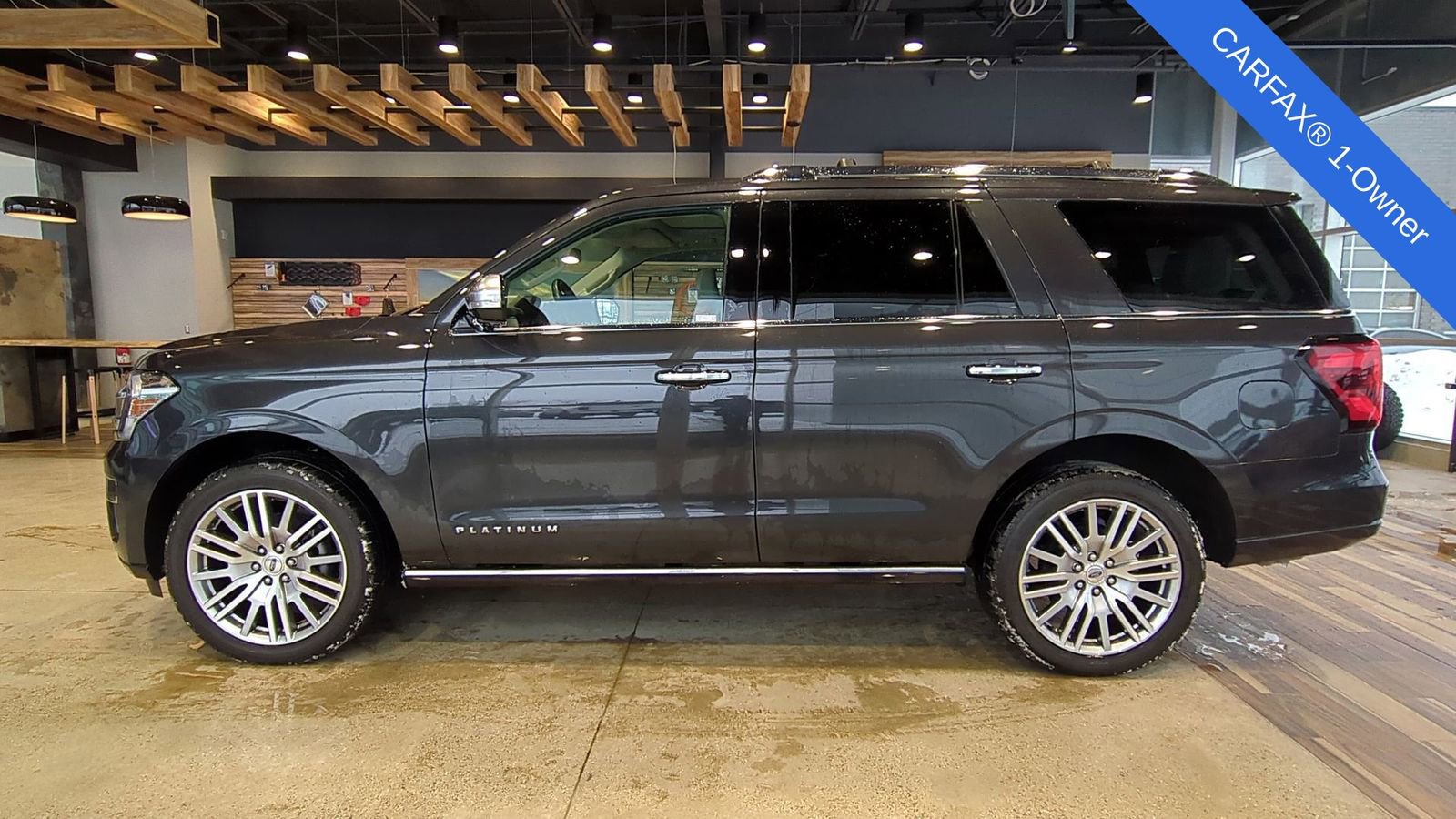 Certified 2023 Ford Expedition Platinum image 2