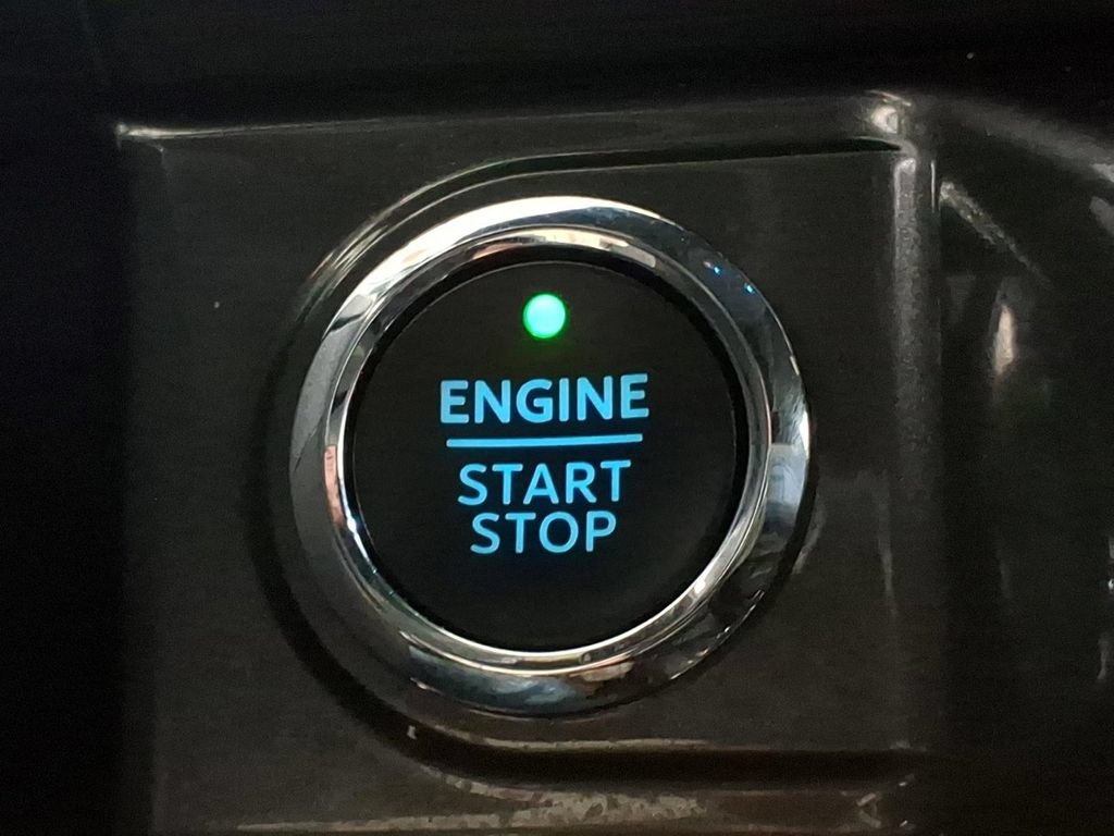 Certified 2022 Ford F150 XLT w/ Equipment Group 302A High AWD/4WD image 19