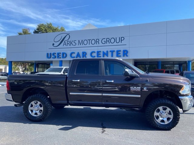 Used 2017 RAM 3500 Big Horn image 2