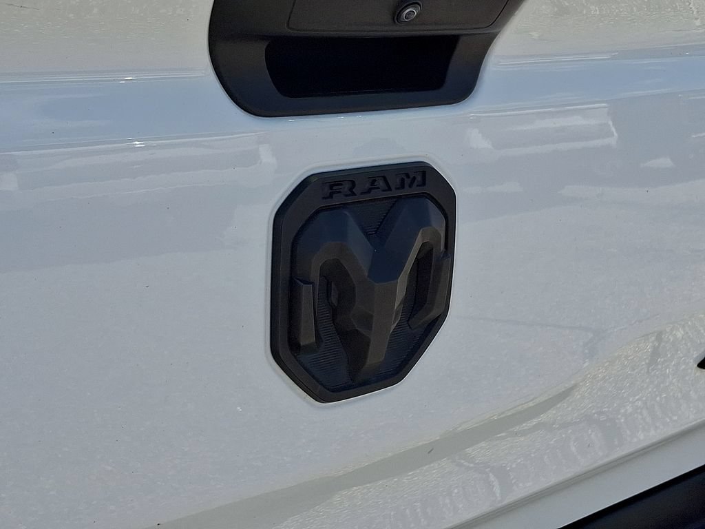 Used 2023 RAM 1500 Big Horn AWD/4WD image 30