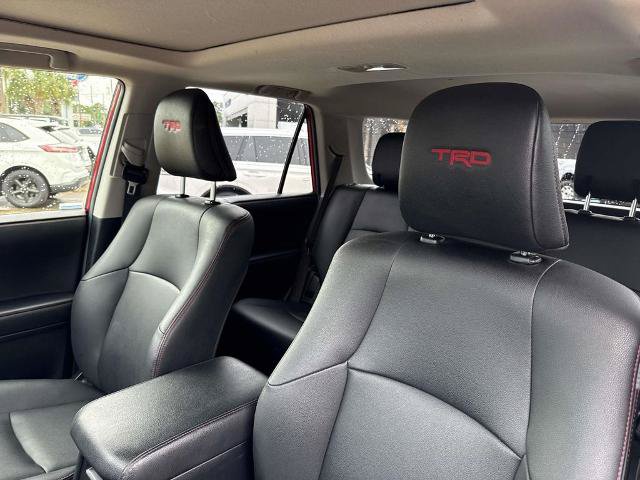 Used 2020 Toyota 4Runner Venture w/ Moonroof Package AWD/4WD image 22