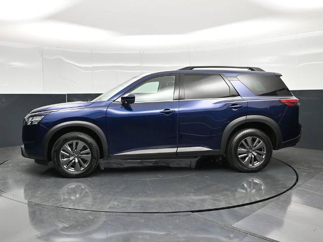 Used 2025 Nissan Pathfinder SV AWD/4WD image 6